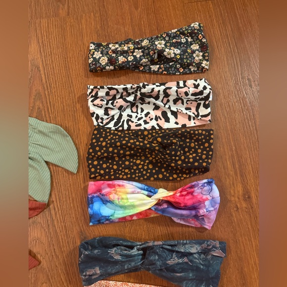 Twist & tie headbands! - Picture 7 of 8